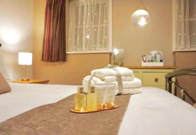 Stratton Cottage Guesthouse بيجلزويد المظهر الخارجي الصورة A room at the hotel