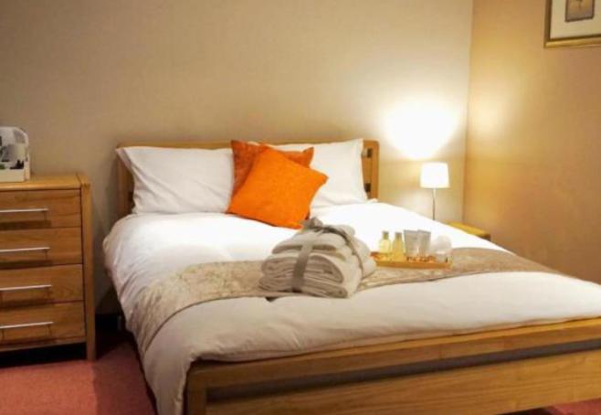 Stratton Cottage Guesthouse بيجلزويد المظهر الخارجي الصورة A bedroom at the hotel